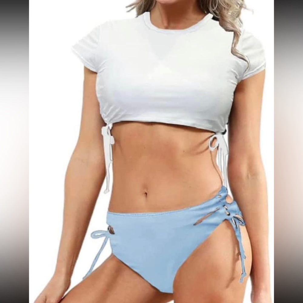 Tshirt bathingsuit bottoms with cutout